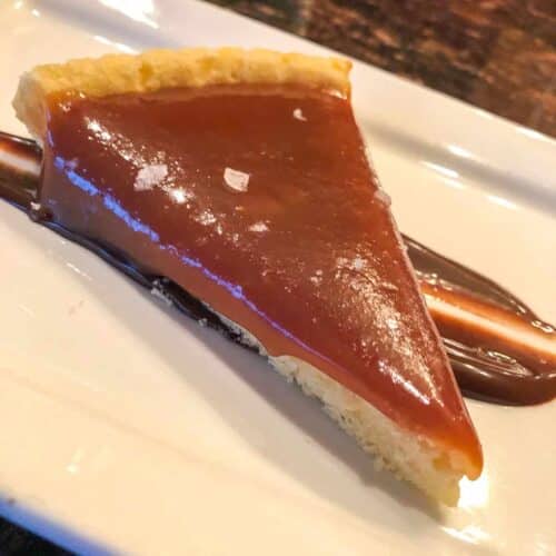 slice of caramel shortbread tart
